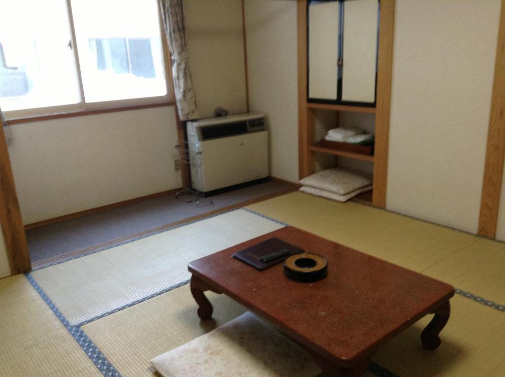 האקובה Araya Ryokan מראה חיצוני תמונה