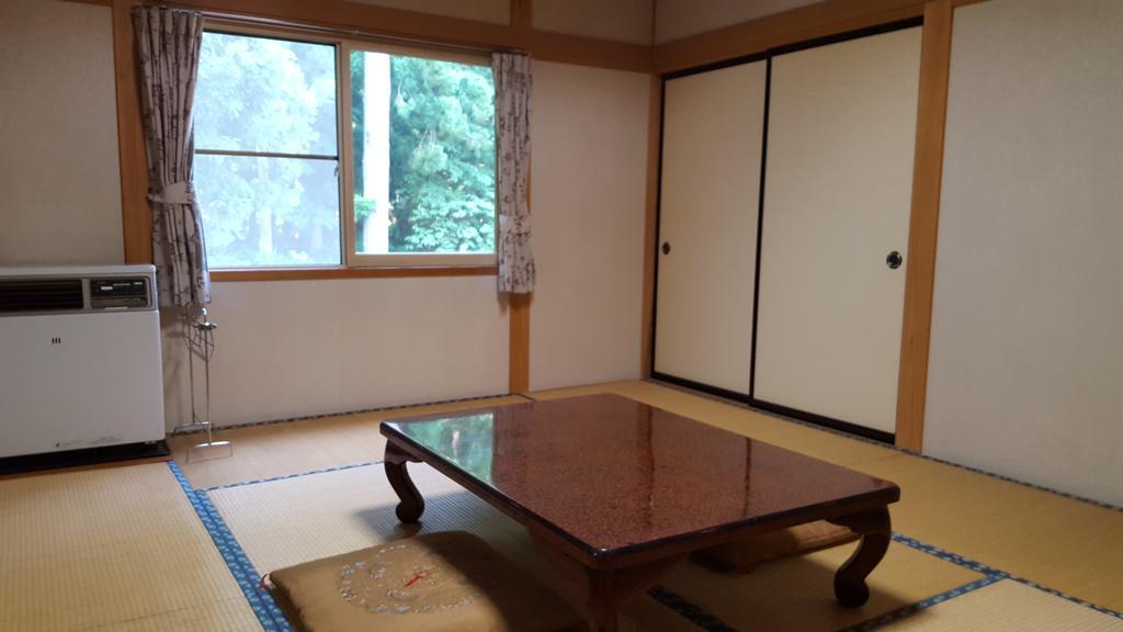 האקובה Araya Ryokan מראה חיצוני תמונה