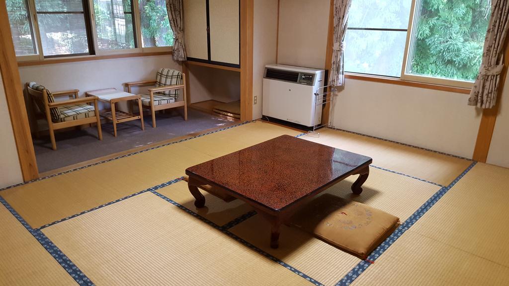 האקובה Araya Ryokan מראה חיצוני תמונה